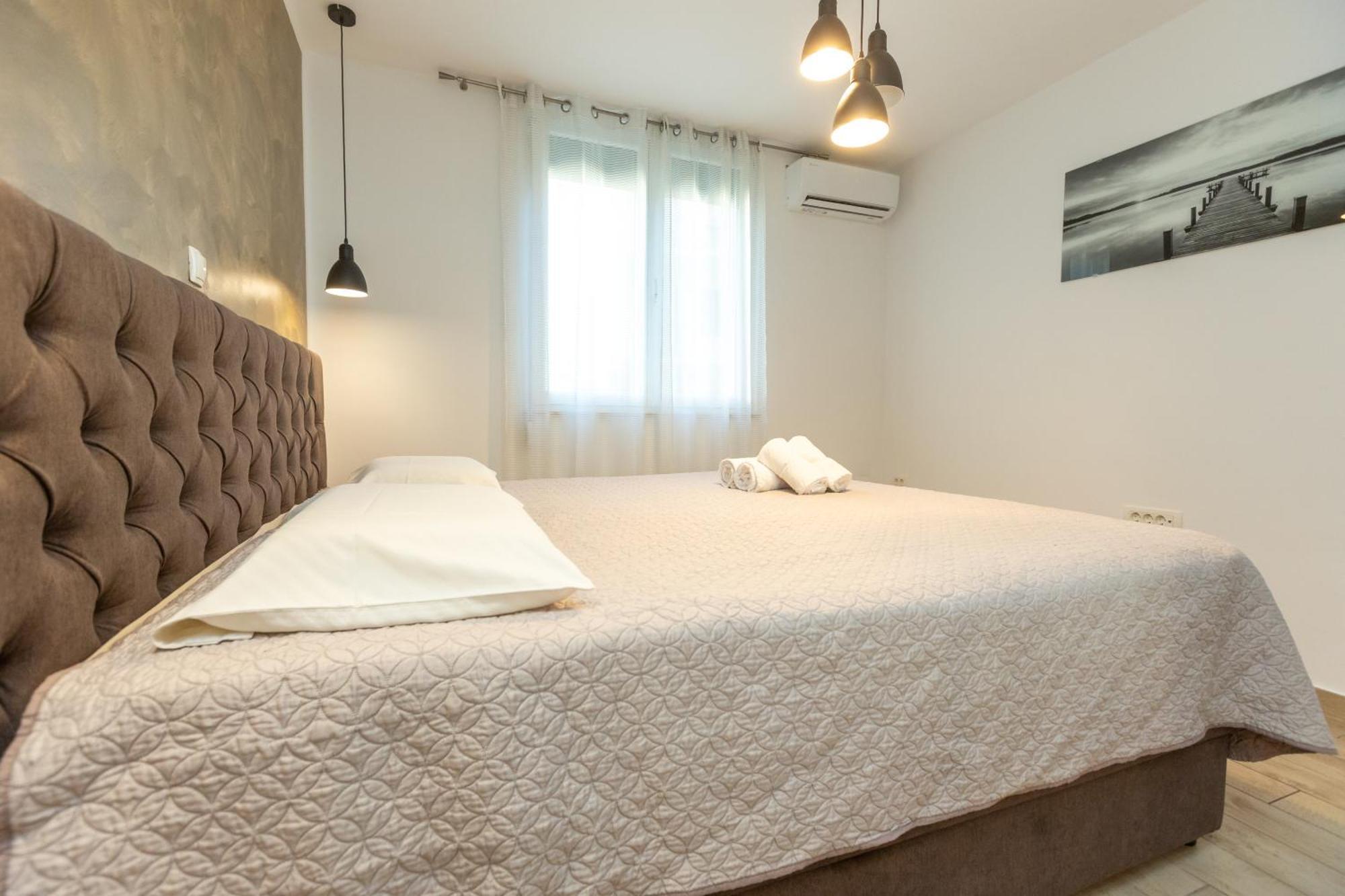 Deluxe Apartment Near The Bridge Zadar Exteriör bild