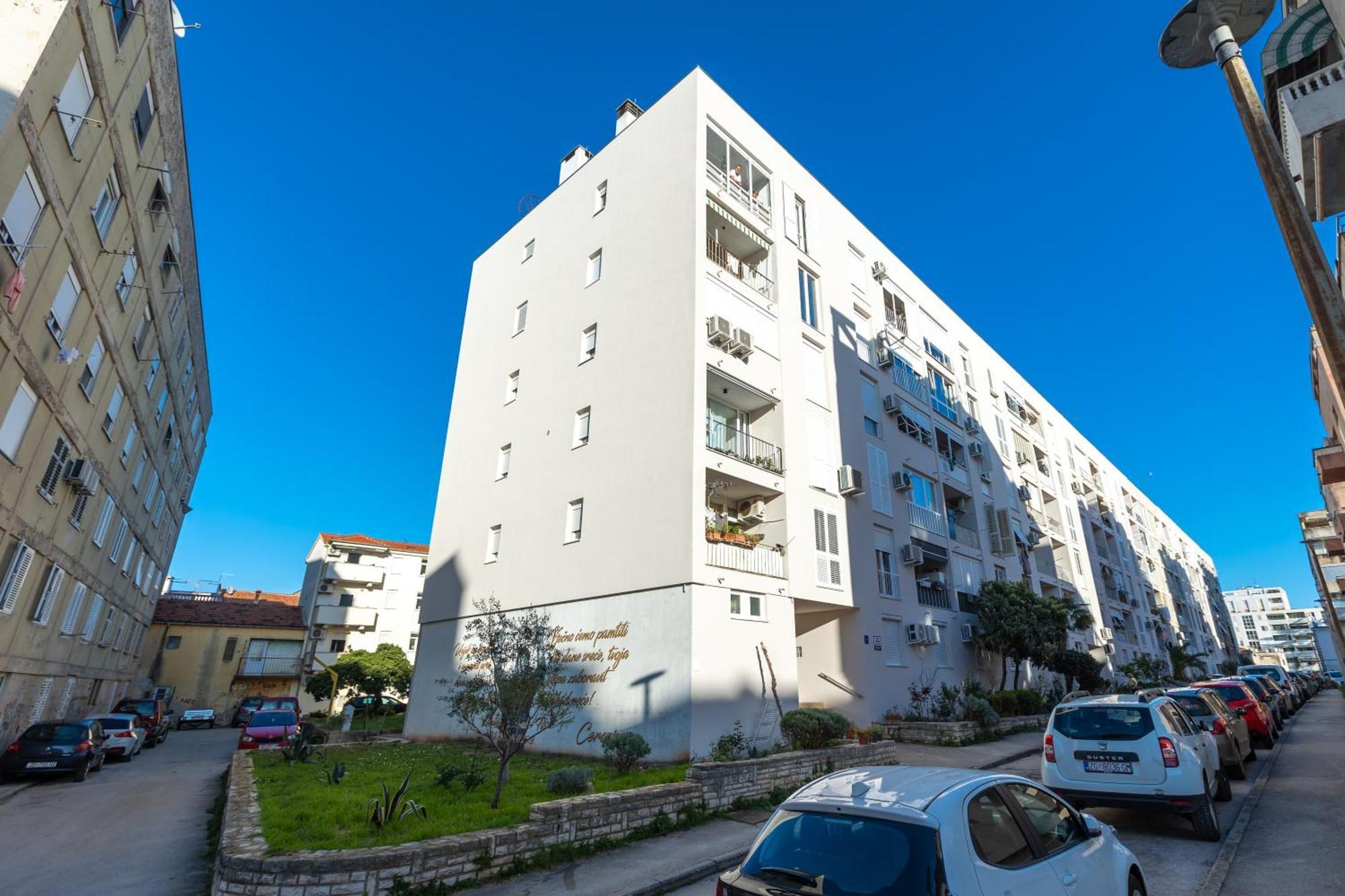 Deluxe Apartment Near The Bridge Zadar Exteriör bild