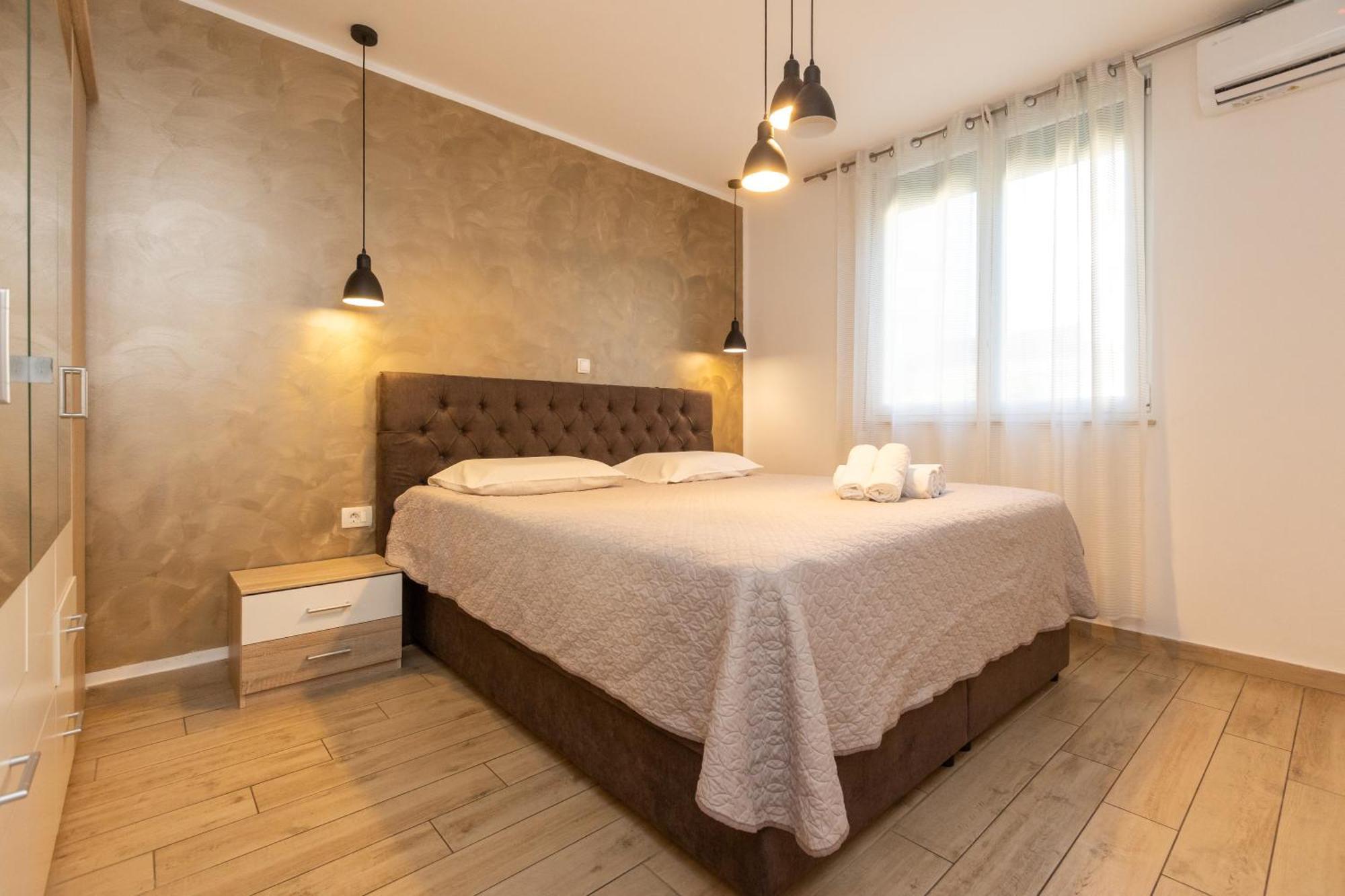 Deluxe Apartment Near The Bridge Zadar Exteriör bild