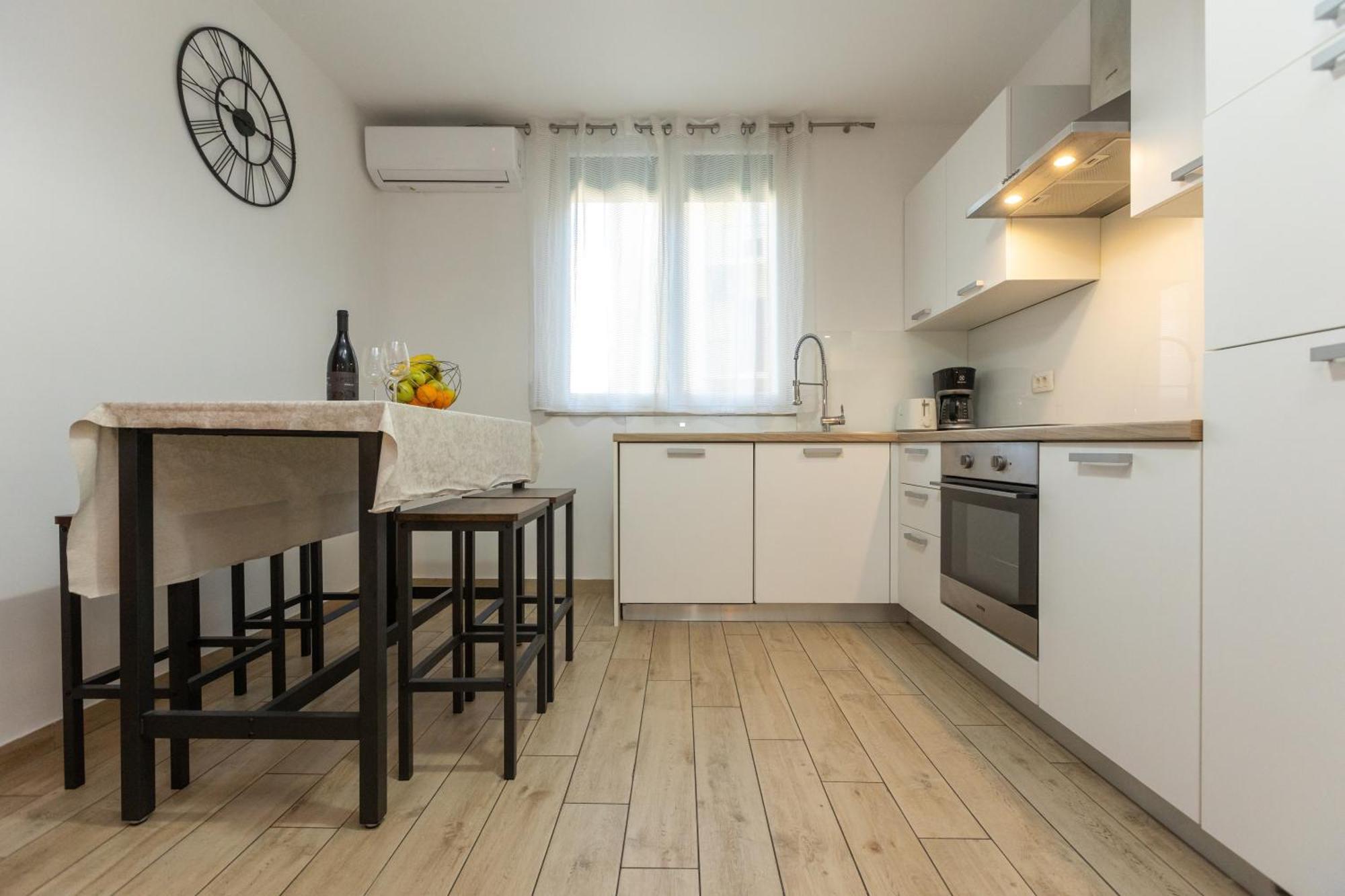 Deluxe Apartment Near The Bridge Zadar Exteriör bild